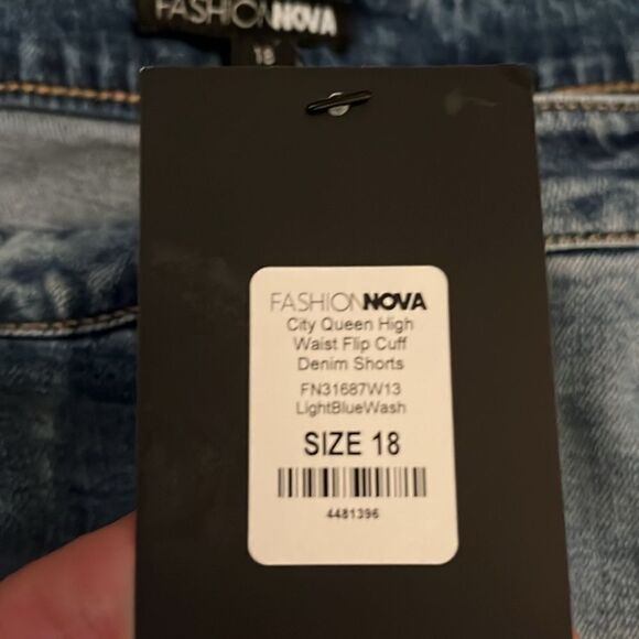 Fashion Nova Blue Ripped Boho Distressed City Queen High Waist Flip Denim Shorts - Picture 16 of 16